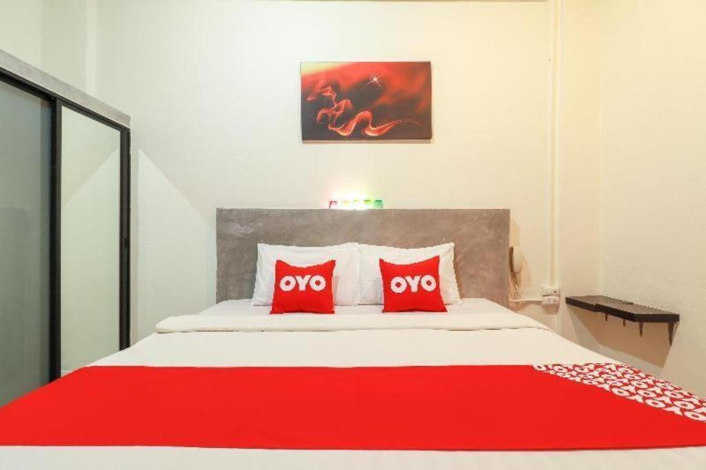 Oyo 412 7 Days Hotel Csiangmaj Kültér fotó